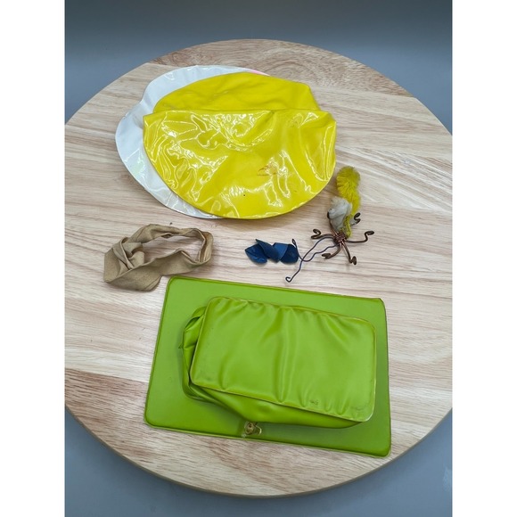 The World Of Barbie Doll Case #1002 Vintage 1968 Mattel + Accessories + Dress - Picture 9 of 16